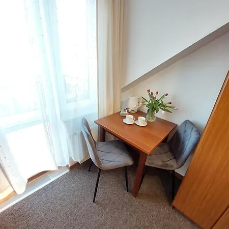 Δωμάτια σε οικογενειακή κατοικία Eskada Chłapowo